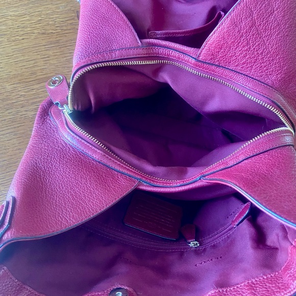 Coach Edie Turnlock Red Berry Pebbled Leather Shoulder Bag - Picture 6 of 12